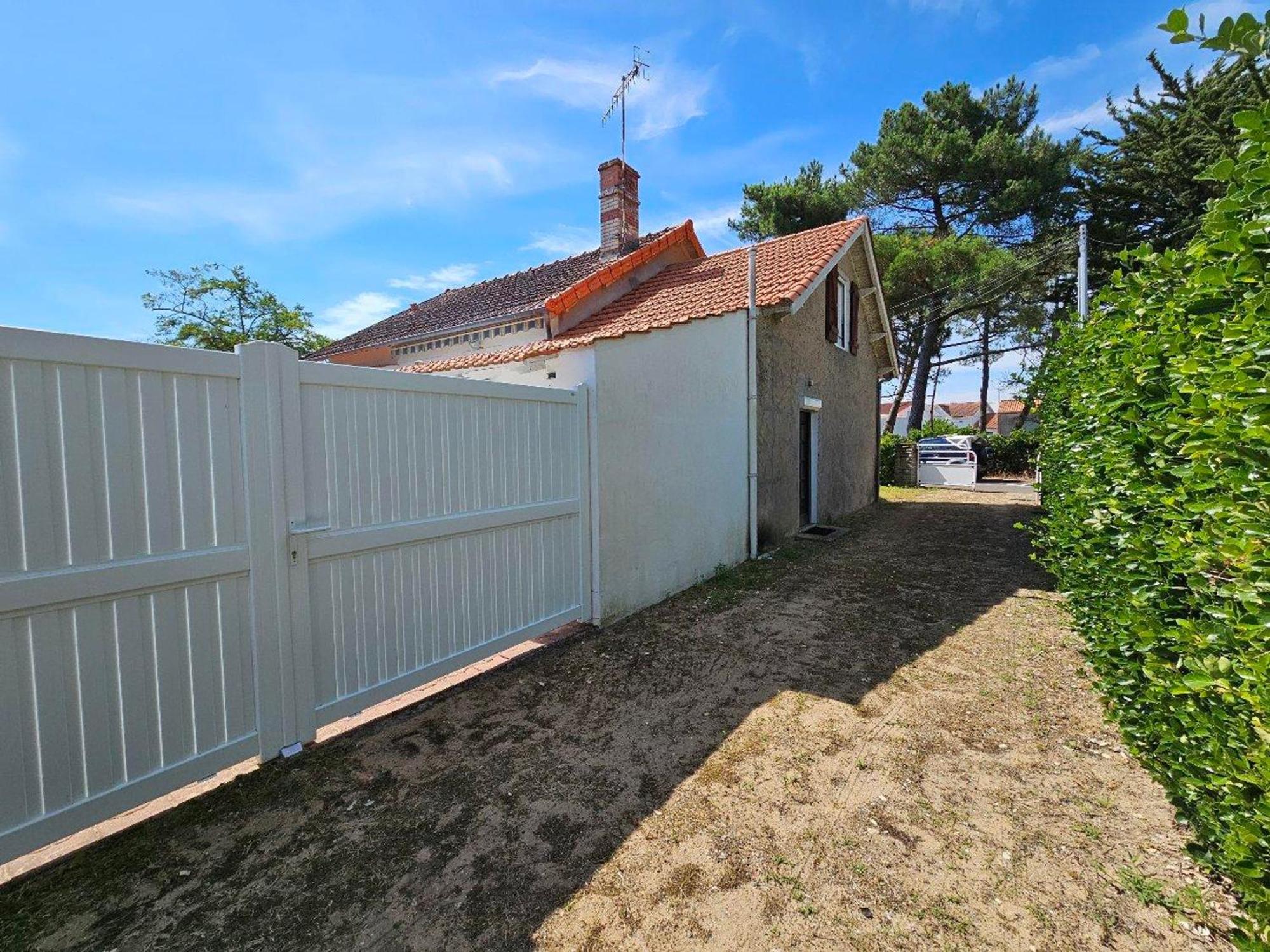Charmante Maison Vendeenne A 350M De La Plage Avec Cour Ens. Et Parking - Fr-1-476-180 Ла Фот-сюр-Мер Екстериор снимка